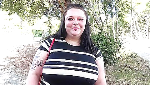 Busty blonde with a nice figure is having fun with her friends