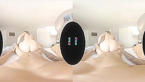 Sexy brunette babe with a stunning figure is waiting for you