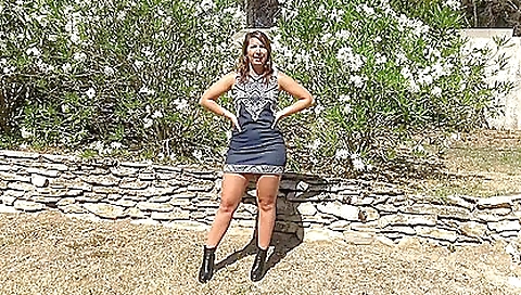 Gangbanged slut gets so hot and she sucks on her own pussy