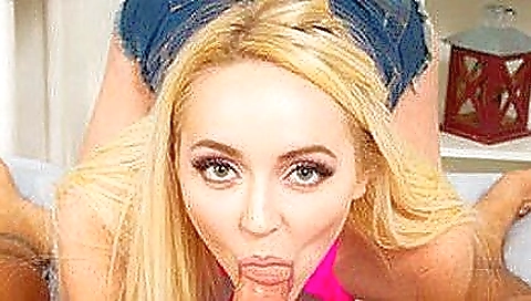 Blonde girl fucks with her own ass in a vr porn scene