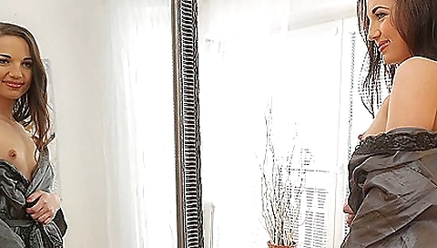 She Loves Playing In The Bedroom With Kristy Black