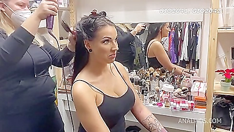 Two girls with huge bodies and dicks penetrate each other