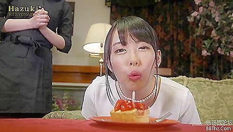 Stunning japanese pornstar with a sexy body getting fucked